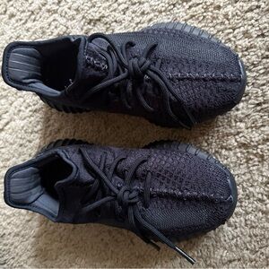 Yeezy size 5